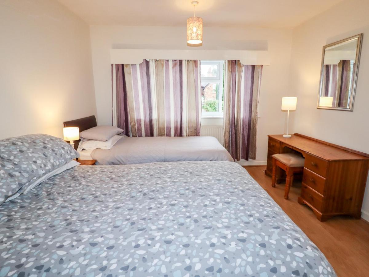 The Hawthorns Villa Chester Kültér fotó